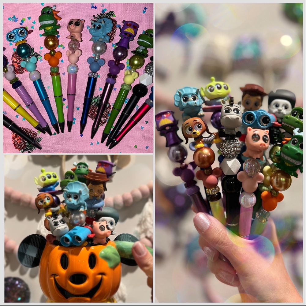 ✨😍 Disney Doorable beaded Pens handmade✍️ princess pixar pet and companions